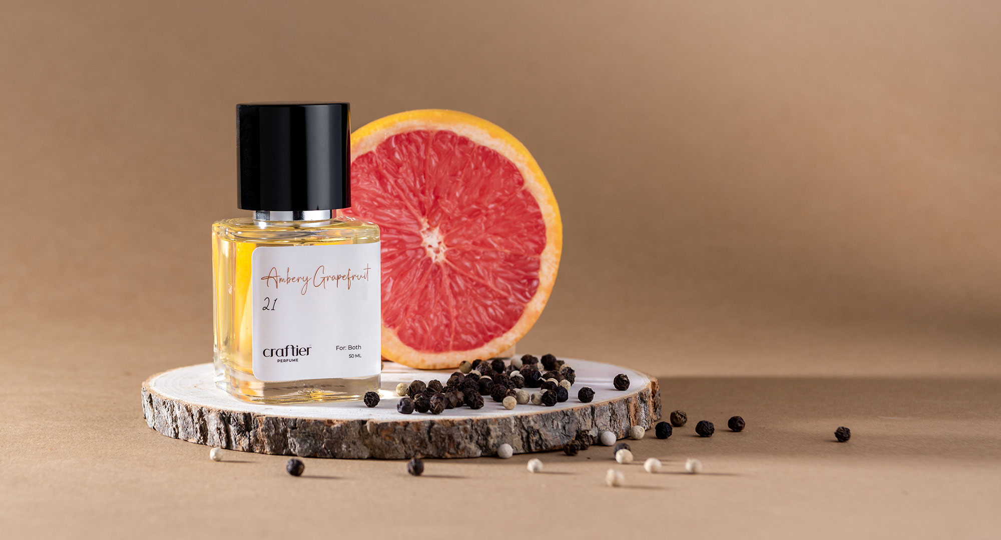 Harmony of Aromas: Experience the Allure of Our Unisex Perfumes