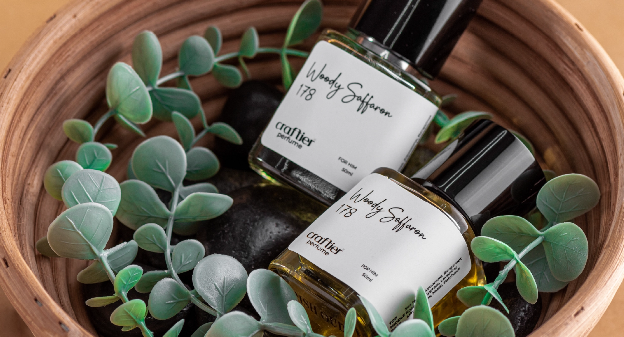 Are Aromatic Perfumes Good for Layering with Other Scents?
