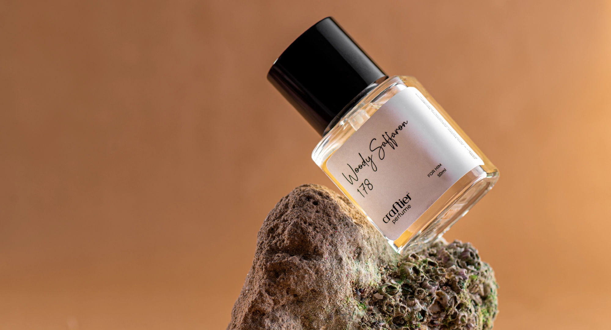 Stay Stylish and Smell Amazing with These Top Perfume Picks for Men