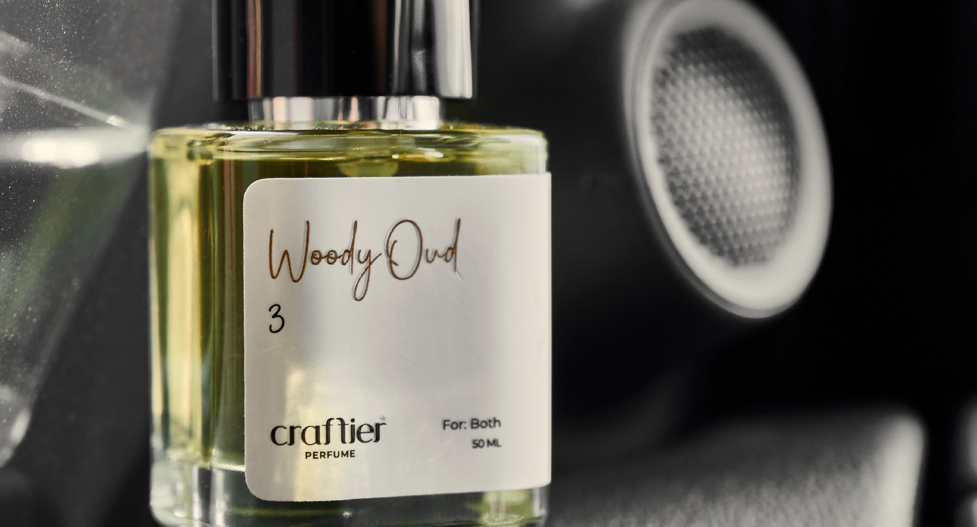Why Choose Niche Over Mainstream Perfumes?