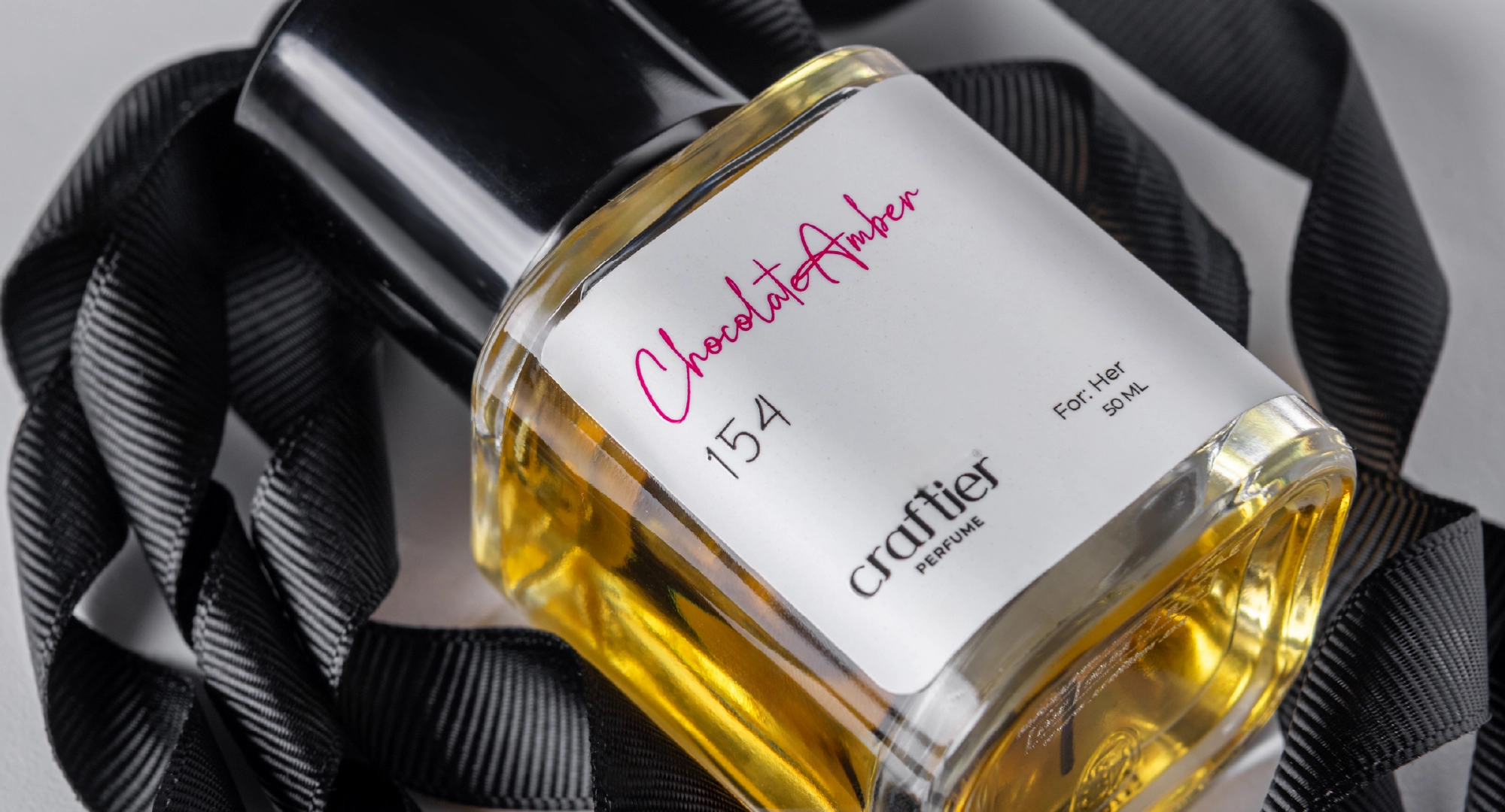 Why Ladies Across the UAE Trust Craftier Perfumes?